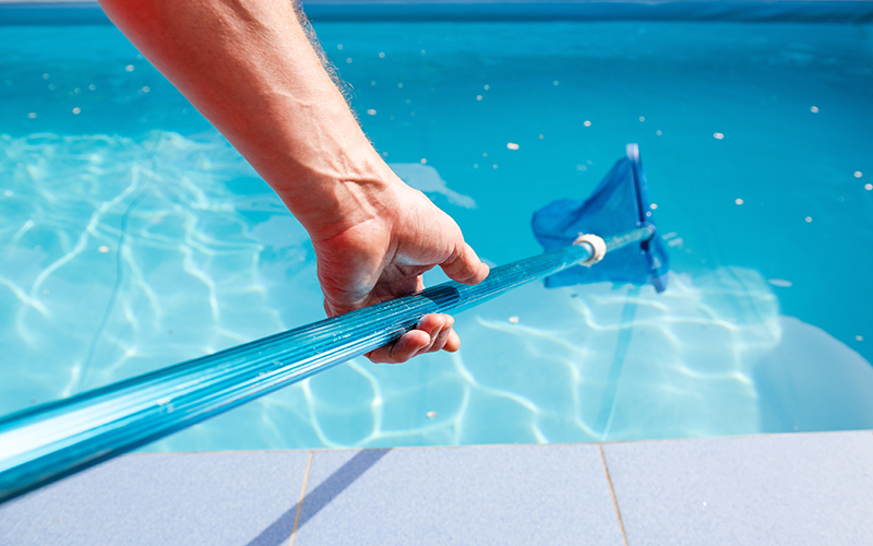 Limpeza e manutenção de piscinas